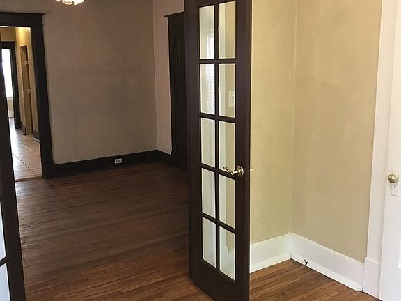 5th image of 4208 Russell Blvd APT 1E