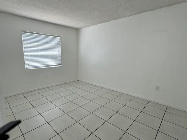 221 Majorca Ave APT 307, Miami, FL 33134