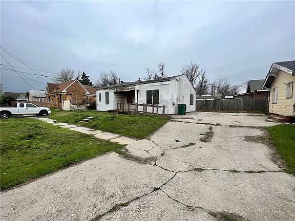 4th image of 1800 NW 12th St