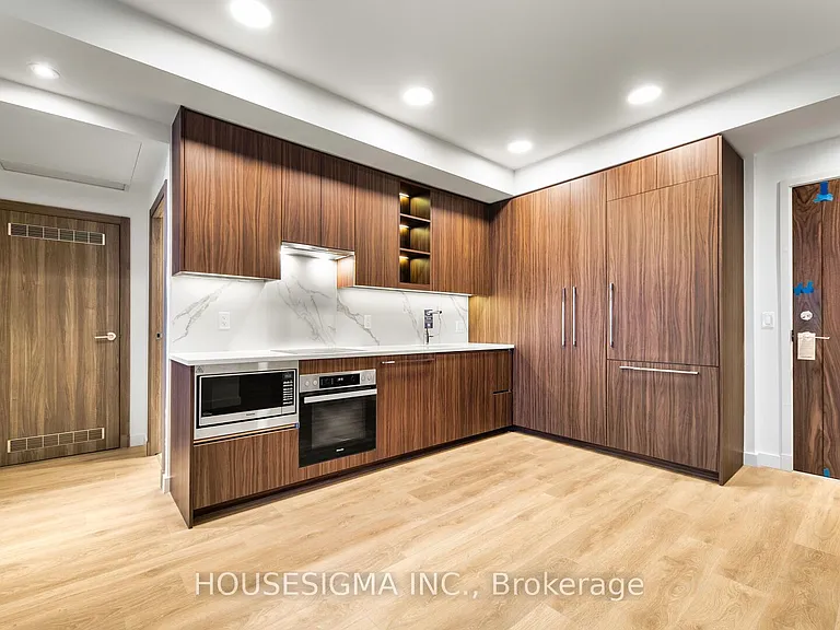 27 McMahon Dr #3306 — Photo 9