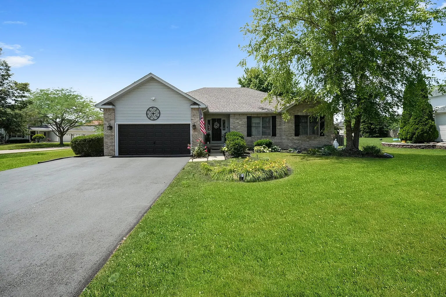 269 Isleview Dr photo 1