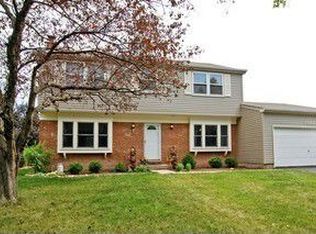 1922 Farmington Ct, Naperville, IL 60565