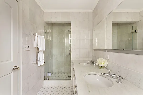 Sold by Compass | media 11