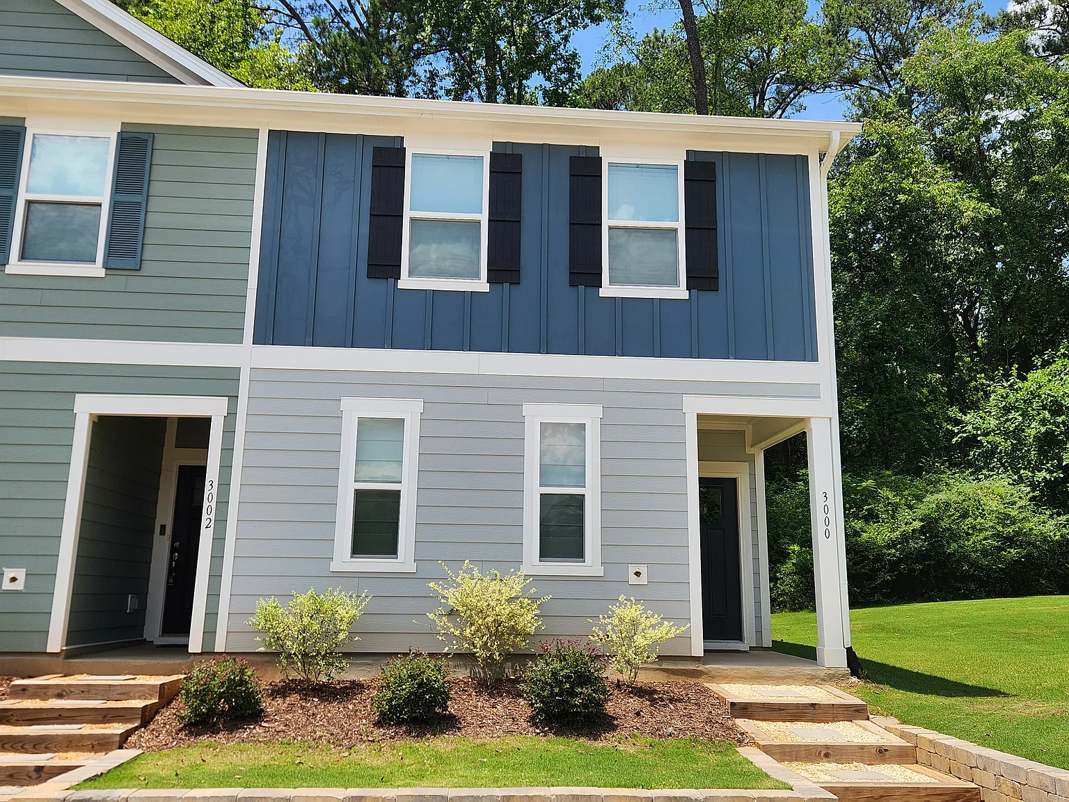 3 bed, 2.5 bath, 1496 sqft, $1,900 — Photo 2