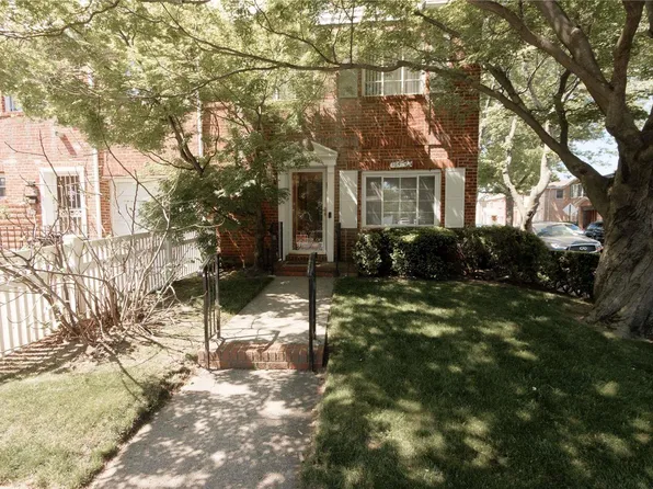 164-47 73rd Avenue, Fresh Meadows, NY 11366