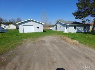 4460 Sasse Rd, Hemlock, MI 48626