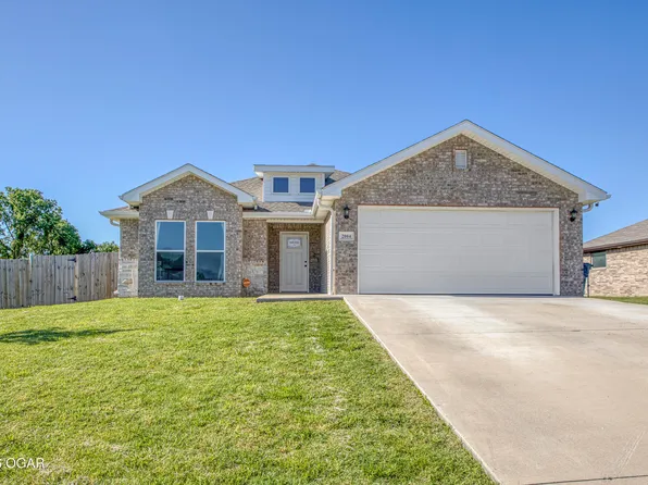 2004 Greydon Ln, Webb City, MO 64870