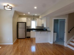 188 Highland St #2R, Worcester, MA 01609