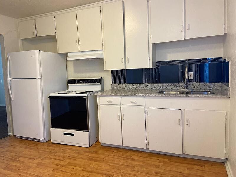 2215 Riverview Dr Irving, TX Zillow