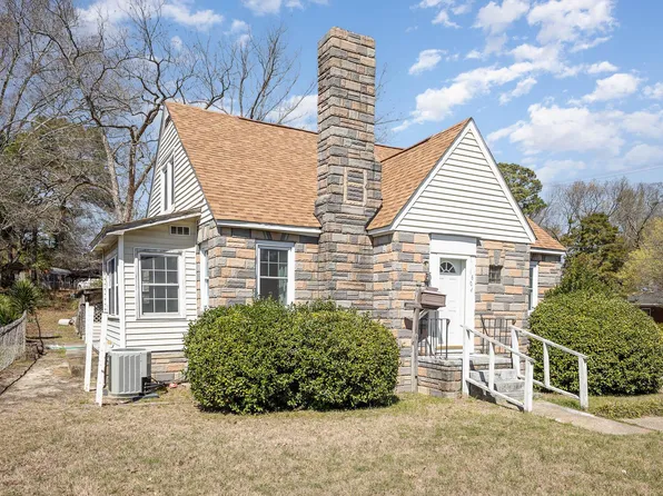 604 Langdon St, Fayetteville, NC 28301