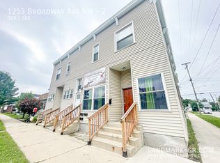 1253 Broadway Ave NW APT 2, Grand Rapids, MI 49504