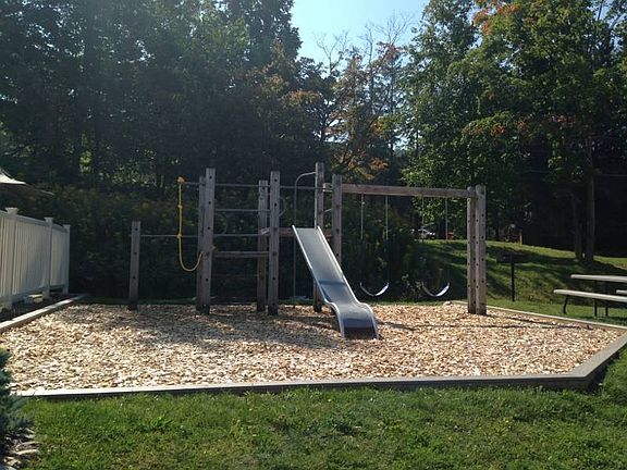 5th image of 907 E Mountain Rd #I3