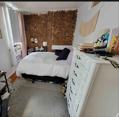 Rented by REAL New York | media 10