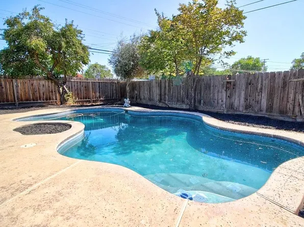 316 Oakshire Ave, Modesto, CA 95354