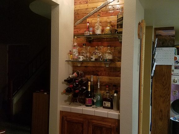 Custom bar or photo display