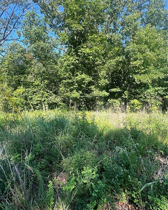 2nd image of Newburgh Dr #22