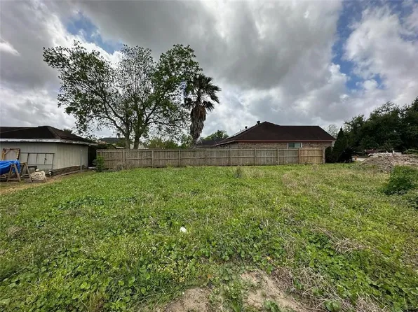 13646 Explorers Ave, New Orleans, LA 70129