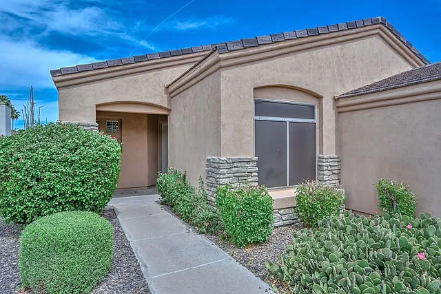 2210 E Branham Ln — Photo 31