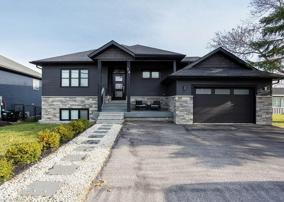 1st image of 30 Lakeshore Rd