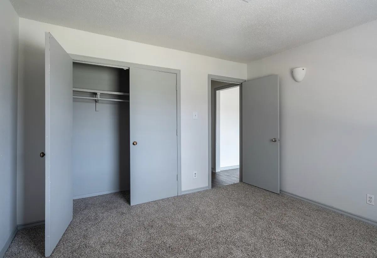 Building Photo - Lux Estate TX Apartments