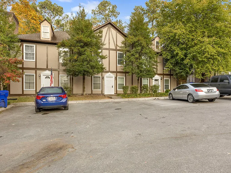113 Arcadia Ln #B — Photo 20