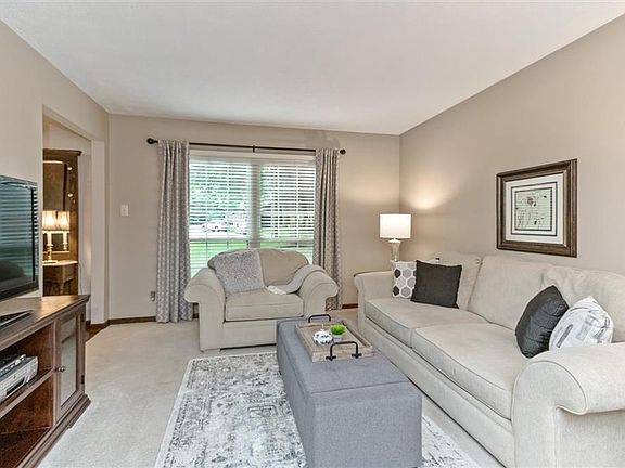 3rd image of 8229 Oil Creek Ct