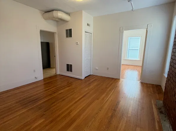 24 Eden St, Worcester, MA