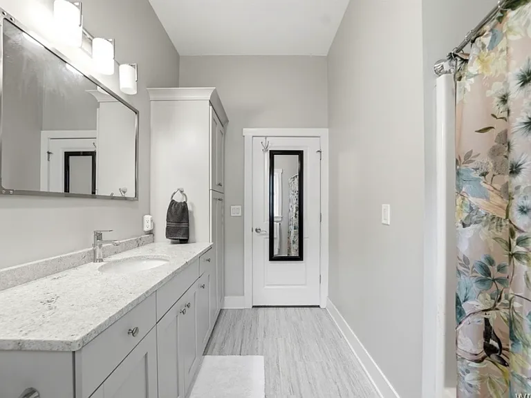 32 Horton Pl — Photo 8