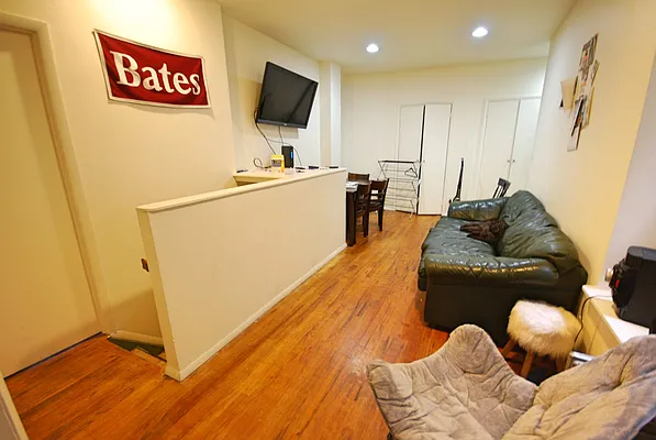 Rented by Vanderborgh Realty  | media 16