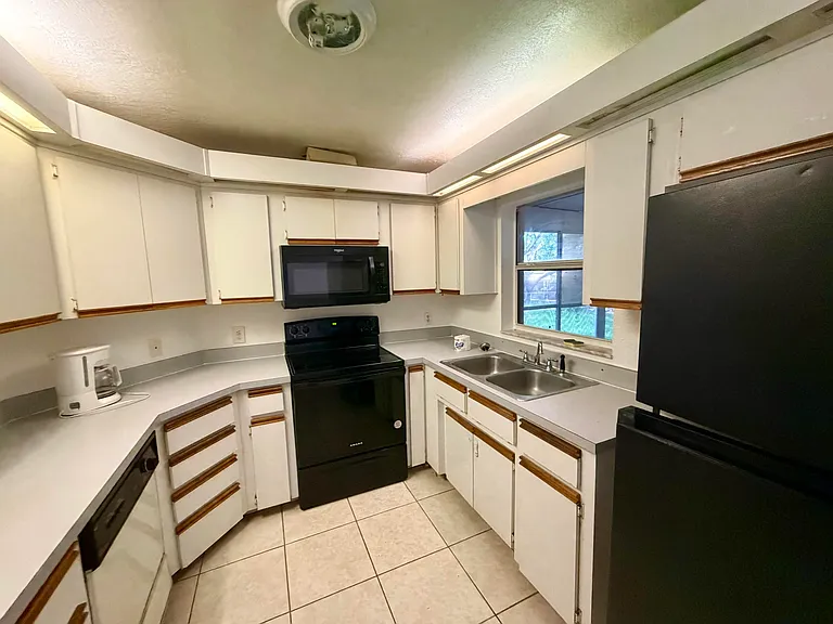 3920 E Allendale St — Photo 16