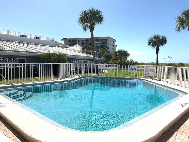 1205 Tarpon Center Dr #D1 — Photo 4