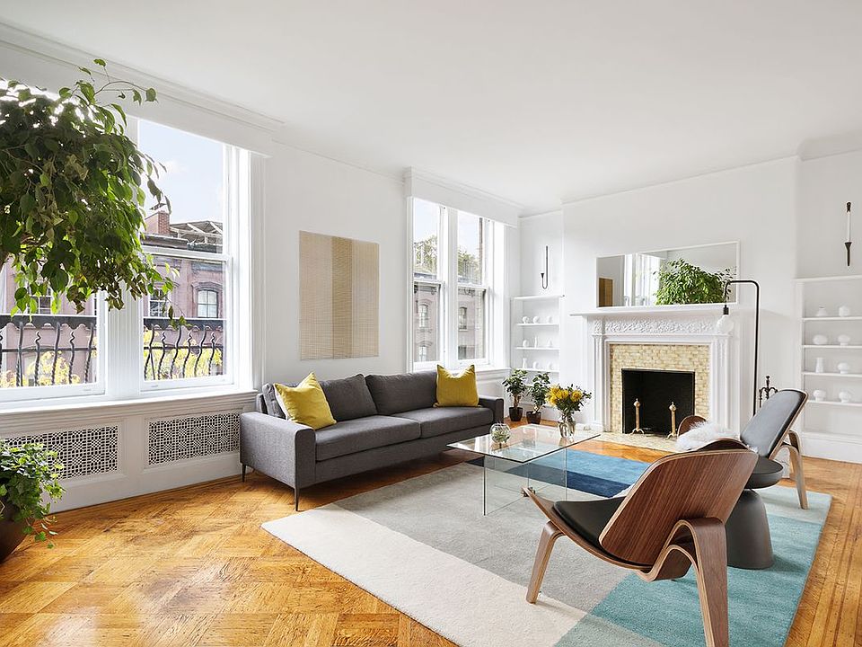 1st image of 31 W 12th St APT 4W