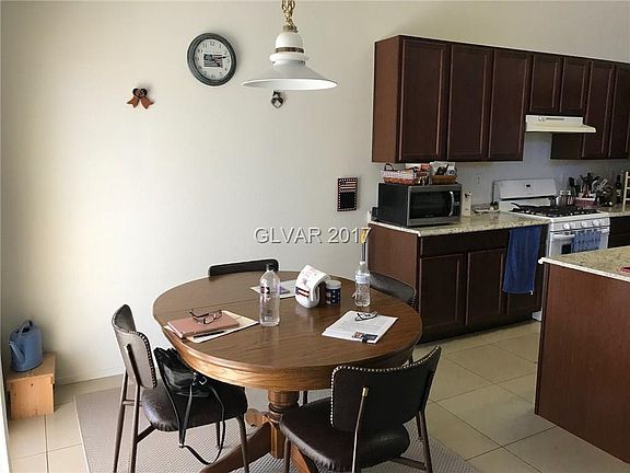 3rd image of 2923 Silver Canyon Ln