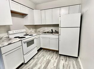 1645 NW 84th St #5, Clive, IA 50325