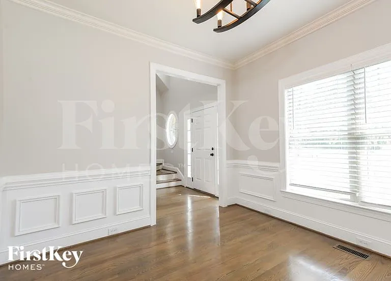 7131 Greystone Village Ct — Photo 4