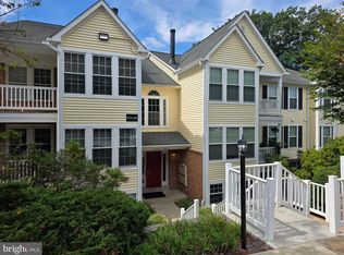 628 Southern Hills Dr #B, Arnold, MD 21012