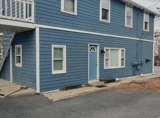 39 Fair St FLOOR 1, Warwick, RI 02888