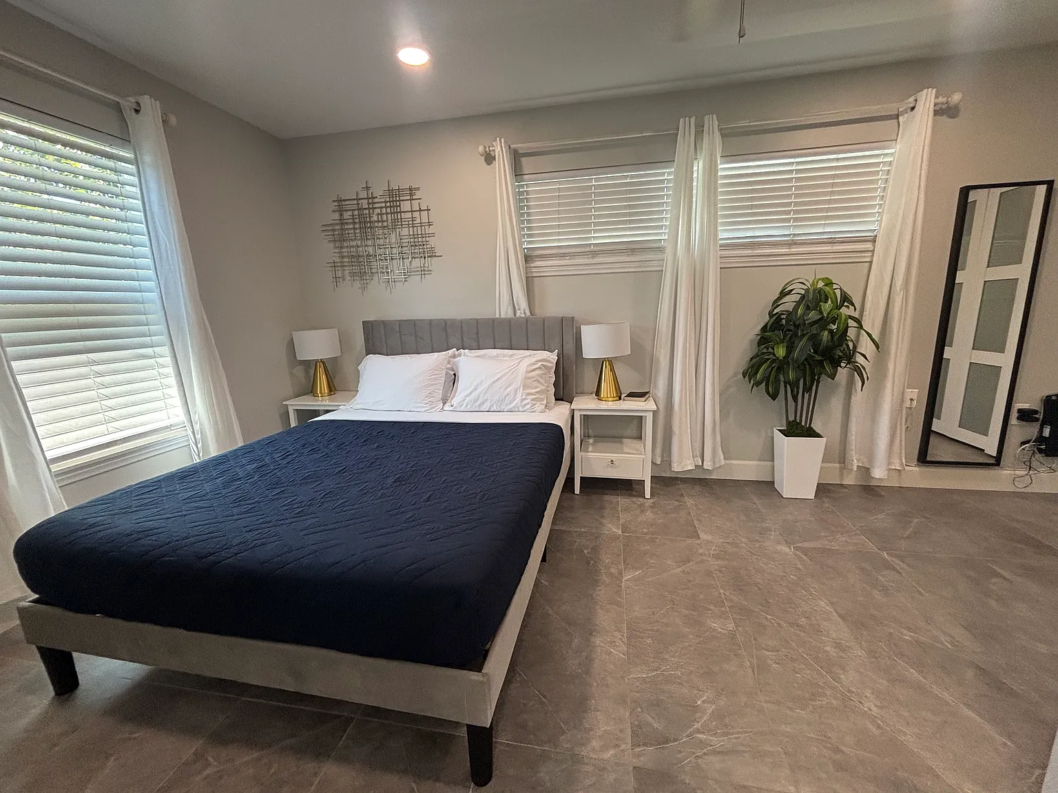 1 bed, 500 sqft, $3,550 — Photo 3
