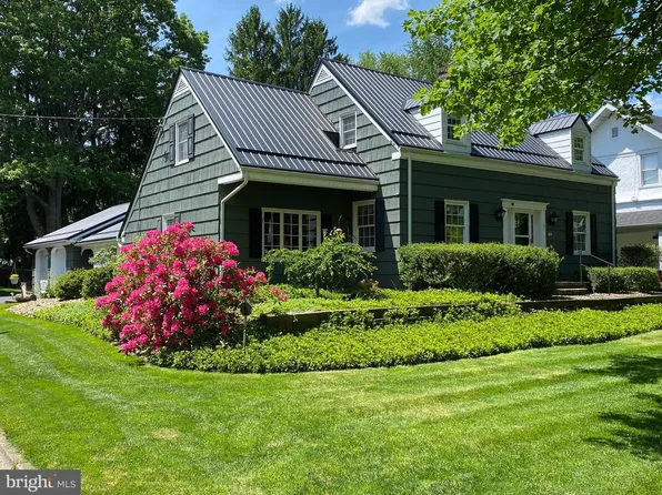 111 W 1st Ave, Clearfield, PA 16830