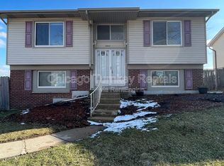 5663 Allemong Dr, Matteson, IL 60443