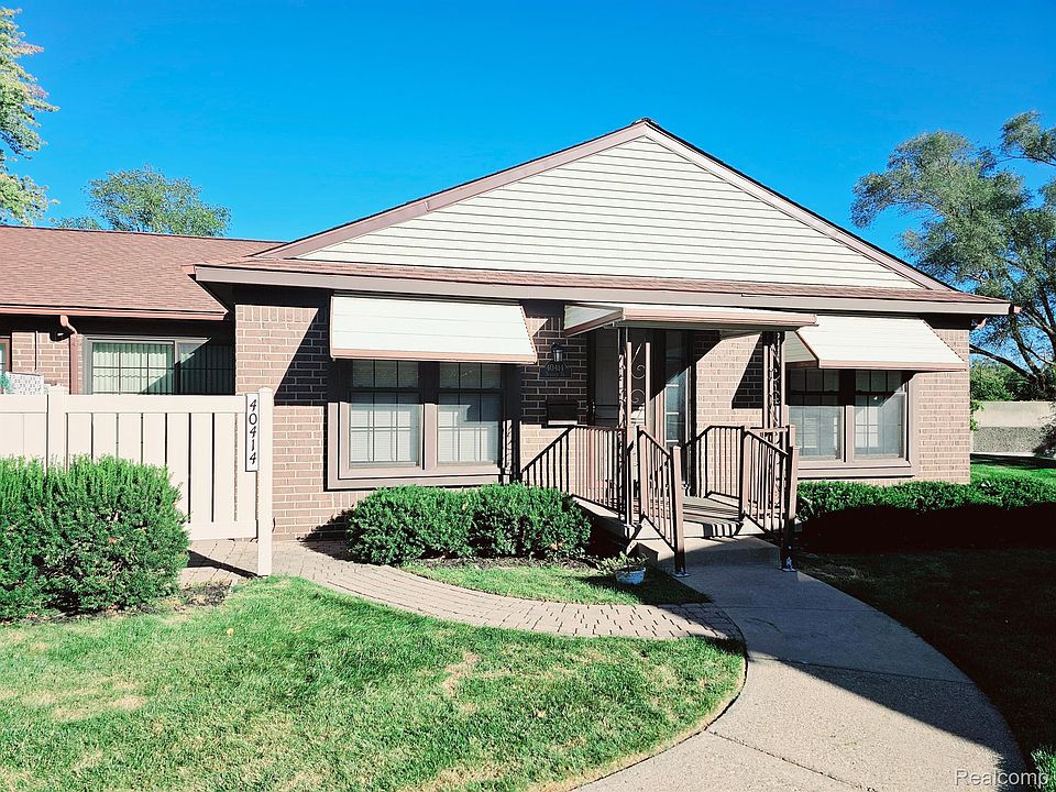 1st image of 40414 Newport Dr