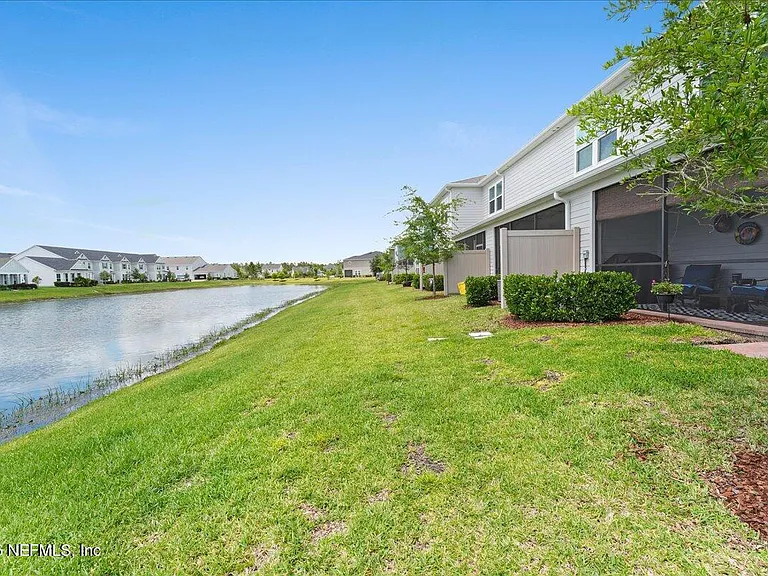 35 Carmella Ct — Photo 24