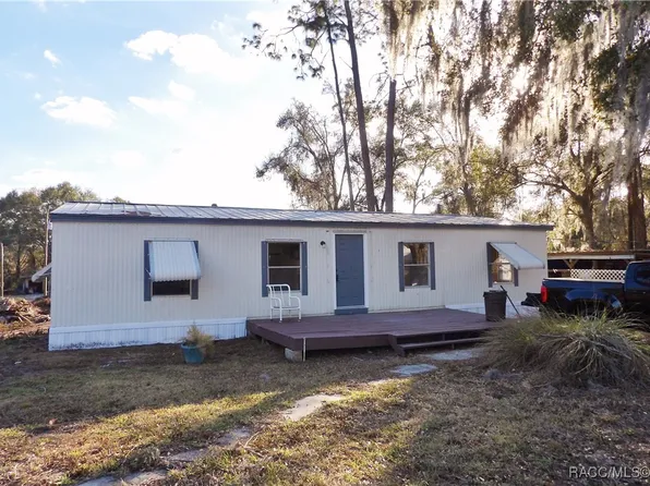 7990 E Emerald Ln, Floral City, FL 34436