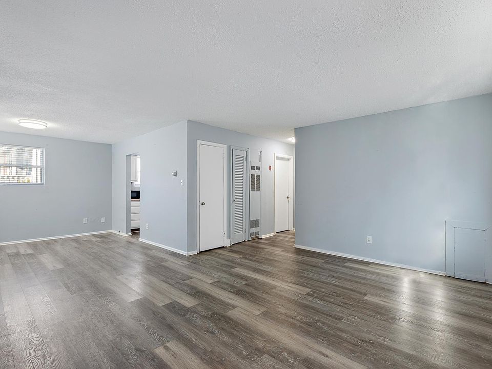 1st image of 1030 Ann St #1