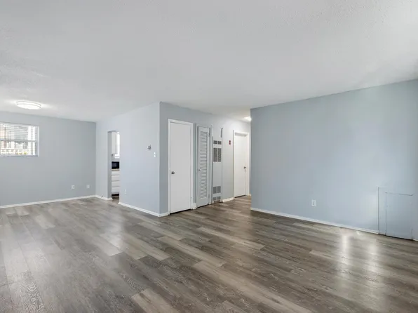 1030 Ann St #1, Portsmouth, VA 23704