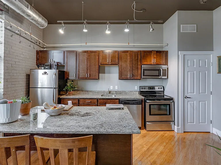 city-view-flats-grand-rapids-mi-1br-1ba-605-sf