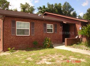 9523 Lake Park Dr, Thonotosassa, FL 33592