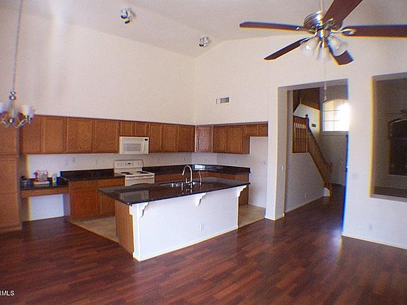 4th image of 908 N Gregory Pl
