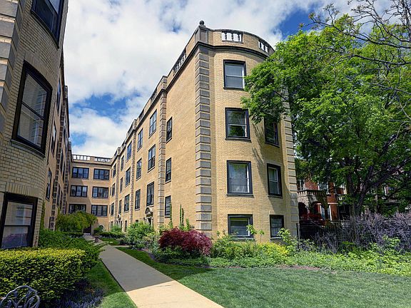 2nd image of 2542 N Kedzie Blvd APT G9
