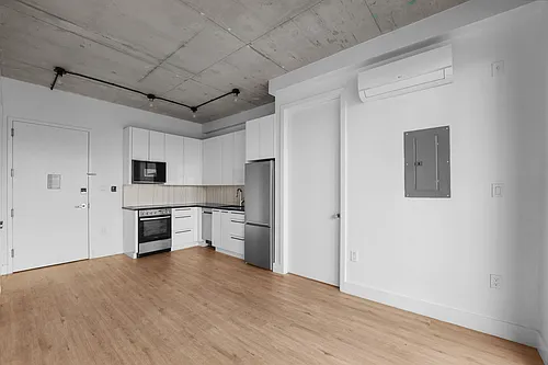 815 Flatbush Ave Photo 1